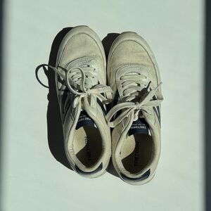 Tretorn Women’s Cream and Navy Sneakers